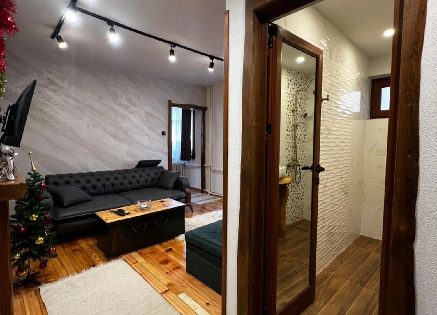 Krisiyasapartment 반스코